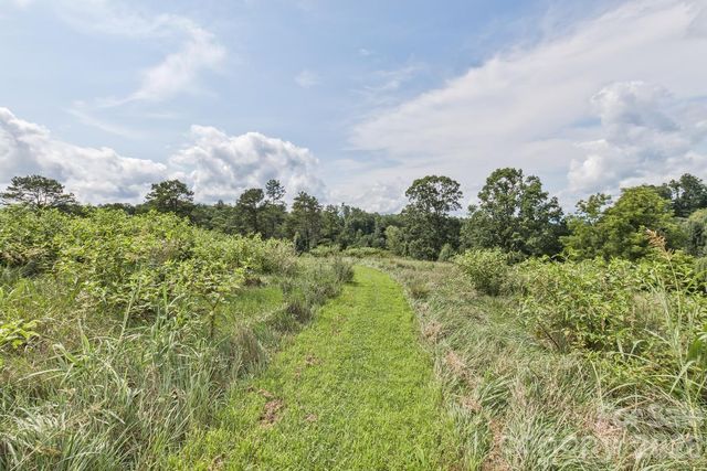 99999 Rocking Chair Lane, Leicester, NC 28748