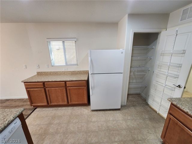 8634 Bella Sparkle Avenue, Las Vegas, NV 89178