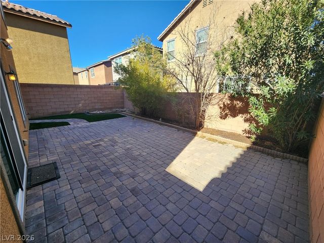 8634 Bella Sparkle Avenue, Las Vegas, NV 89178