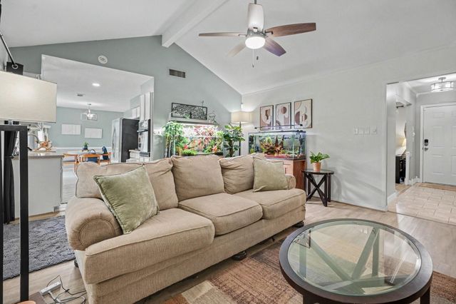 1931 Westlake Road, Houston, TX 77062