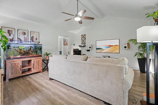 1931 Westlake Road, Houston, TX 77062