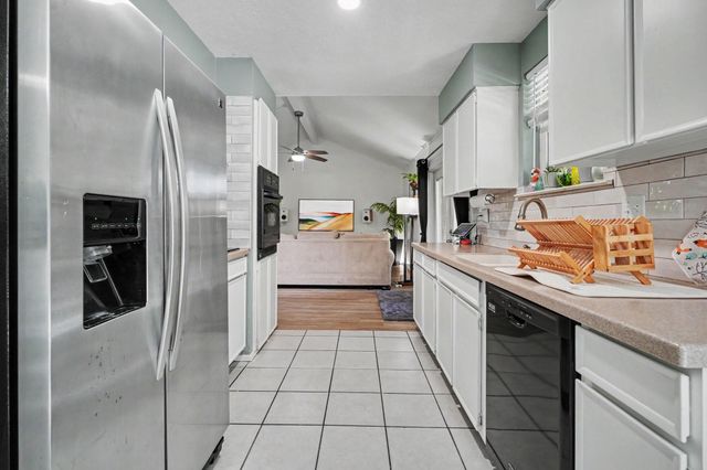 1931 Westlake Road, Houston, TX 77062