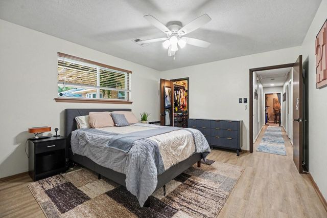 1931 Westlake Road, Houston, TX 77062
