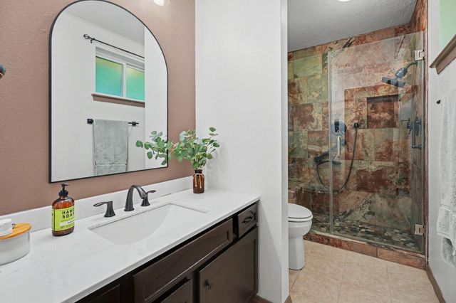 1931 Westlake Road, Houston, TX 77062