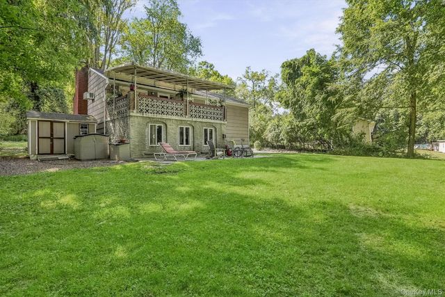 18 Fieldstone Lane, Cortlandt Manor, NY 10567