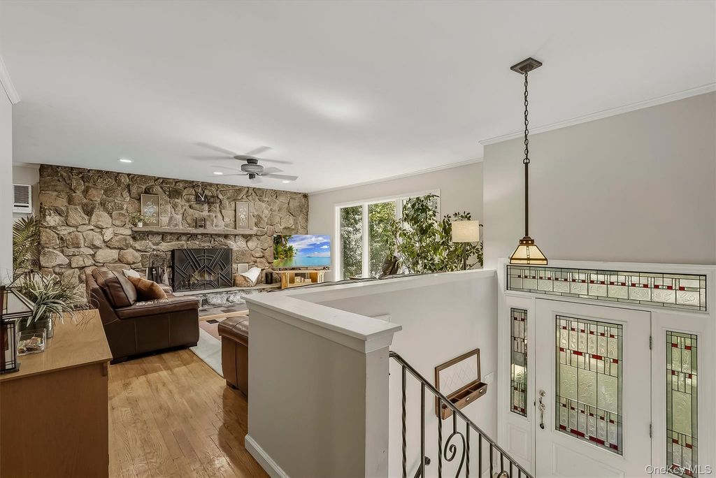 18 Fieldstone Lane, Cortlandt Manor, NY 10567 — photo 5