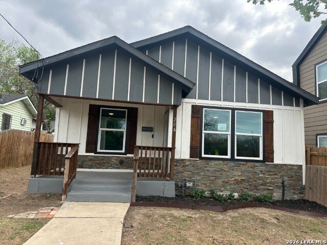 204 Vine St, San Antonio, TX 78210
