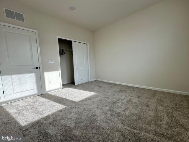 807 SHAY CT, Princeton Junction, NJ 08550