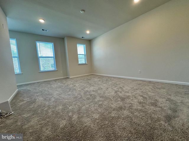 807 SHAY CT, Princeton Junction, NJ 08550