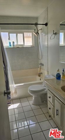 1884 E Gladwick Street, Carson, CA 90746