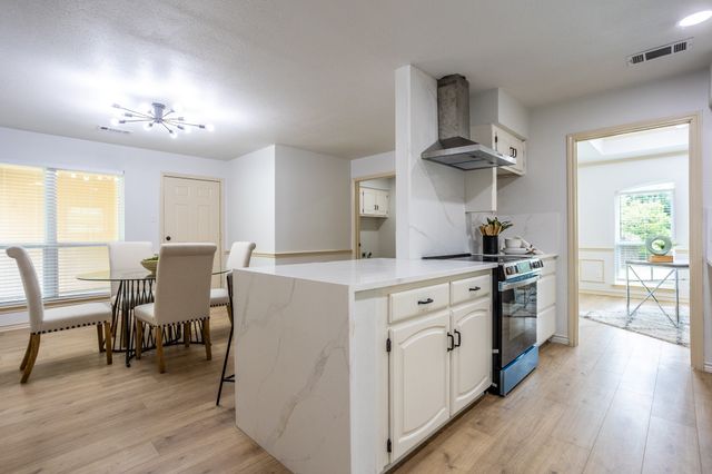 1815 Seabrook Drive, Duncanville, TX 75137