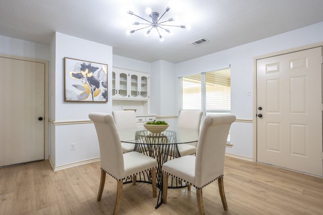 1815 Seabrook Drive, Duncanville, TX 75137