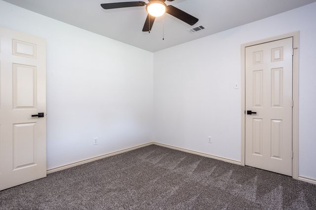 1815 Seabrook Drive, Duncanville, TX 75137