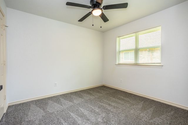 1815 Seabrook Drive, Duncanville, TX 75137