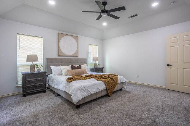 1815 Seabrook Drive, Duncanville, TX 75137