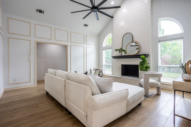 1815 Seabrook Drive, Duncanville, TX 75137