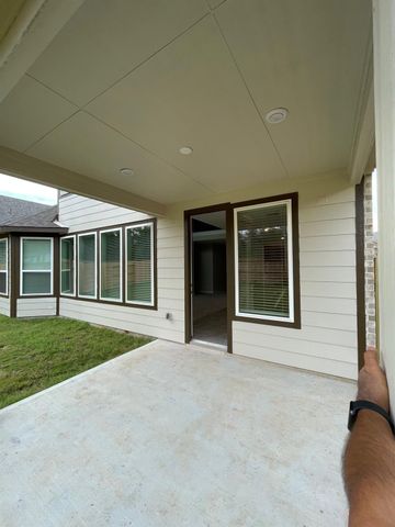 2216 Gadwall Court, Conroe, TX 77384