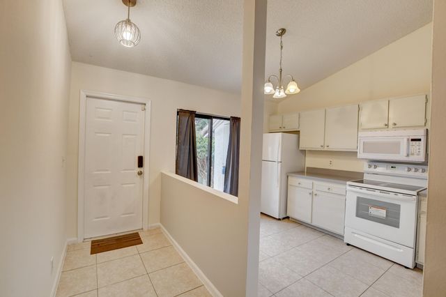 499 HARDWOOD Place H-29, Boca Raton, FL 33431