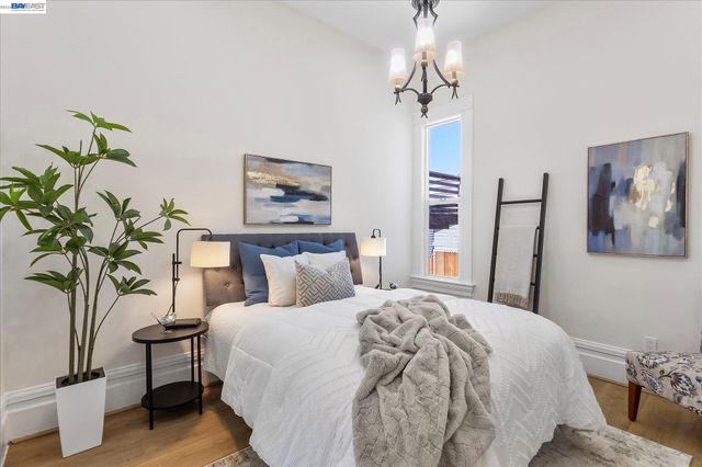 1612 11Th St, Oakland, CA 94607