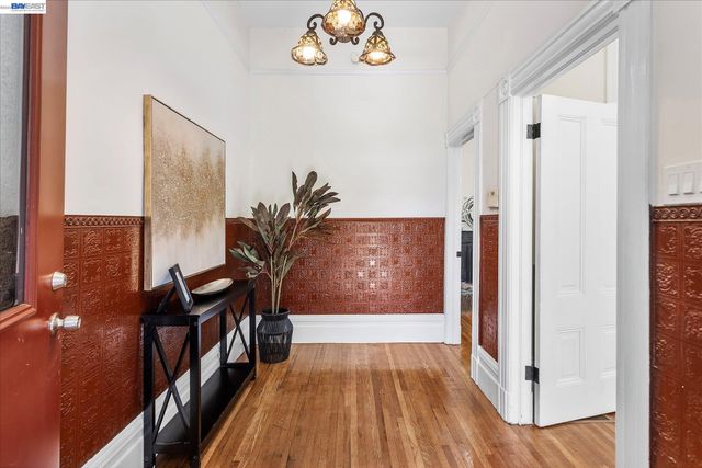 1612 11Th St, Oakland, CA 94607