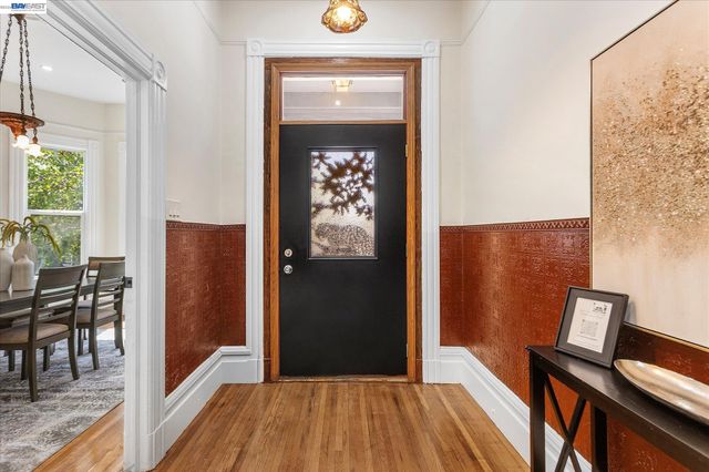 1612 11Th St, Oakland, CA 94607