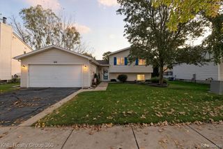 618 Bluebird Lane, Pinckney, MI 48169