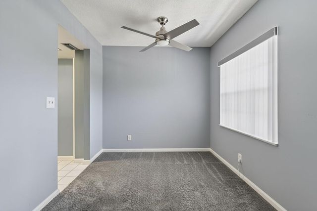 10000 Meridian Way N 15, Palm Beach Gardens, FL 33410