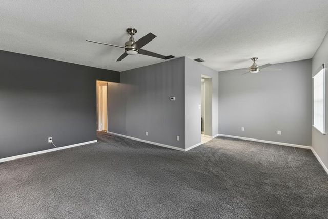 10000 Meridian Way N 15, Palm Beach Gardens, FL 33410