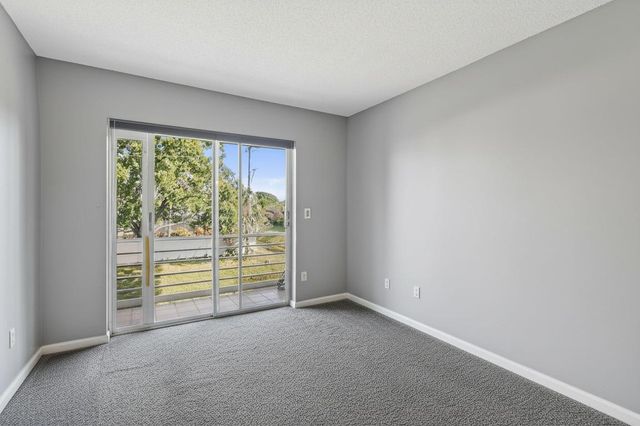 10000 Meridian Way N 15, Palm Beach Gardens, FL 33410