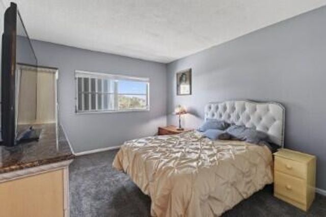 10000 Meridian Way N 15, Palm Beach Gardens, FL 33410