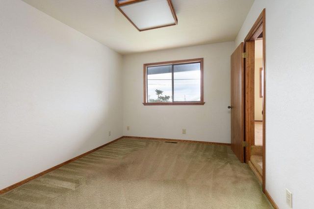 583 Sierra Street, Moss Beach, CA 94038