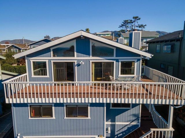 583 Sierra Street, Moss Beach, CA 94038
