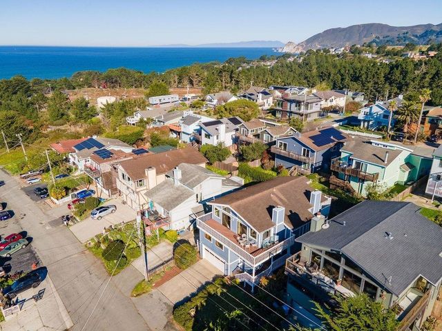 583 Sierra Street, Moss Beach, CA 94038