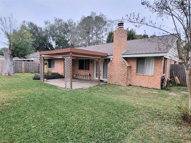 15239 Ensenada Drive, Houston, TX 77083
