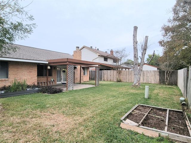 15239 Ensenada Drive, Houston, TX 77083