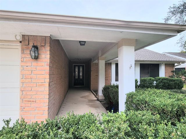 15239 Ensenada Drive, Houston, TX 77083