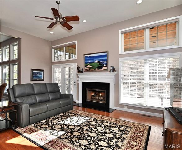 2042 Paul Renaud Boulevard, Lake St Louis, MO 63367