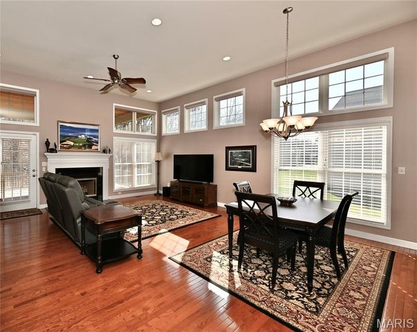 2042 Paul Renaud Boulevard, Lake St Louis, MO 63367