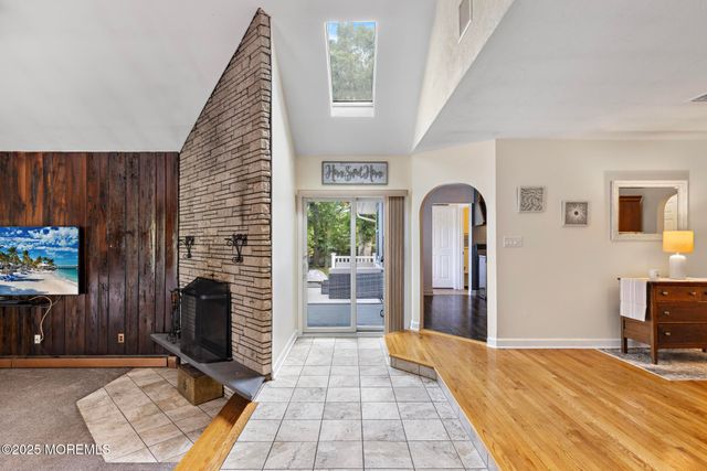 113 Parker Road, West Long Branch, NJ 07764