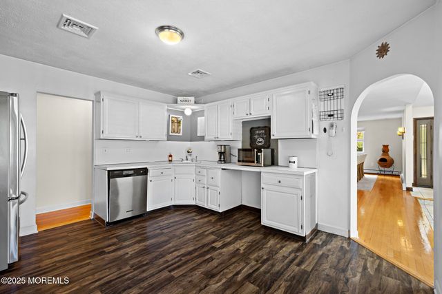 113 Parker Road, West Long Branch, NJ 07764