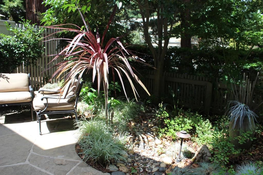 Image 12 of property listing at 228 Flynn Avenue, Mountain View, CA 94043