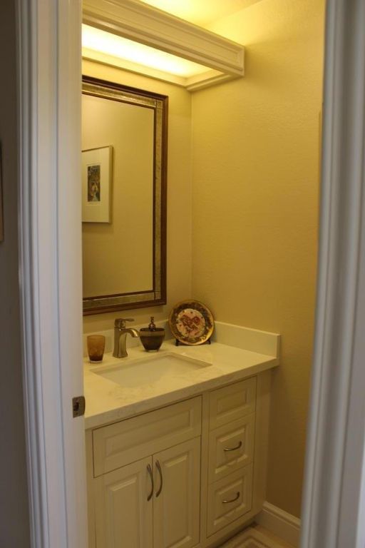 Image 16 of property listing at 228 Flynn Avenue, Mountain View, CA 94043