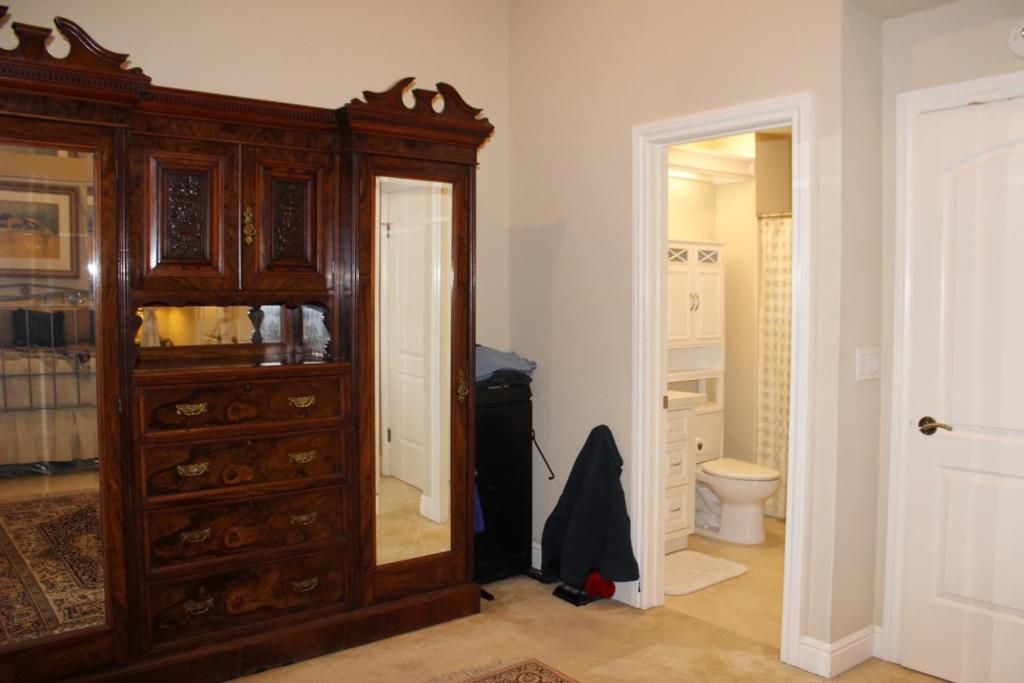 Image 25 of property listing at 228 Flynn Avenue, Mountain View, CA 94043
