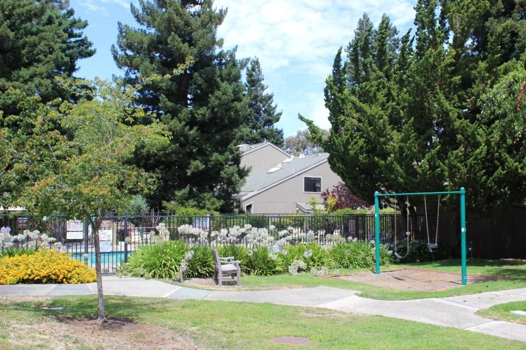 Image 31 of property listing at 228 Flynn Avenue, Mountain View, CA 94043