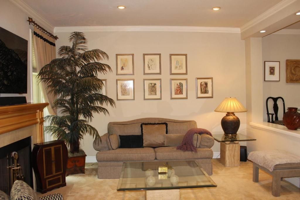 Image 5 of property listing at 228 Flynn Avenue, Mountain View, CA 94043