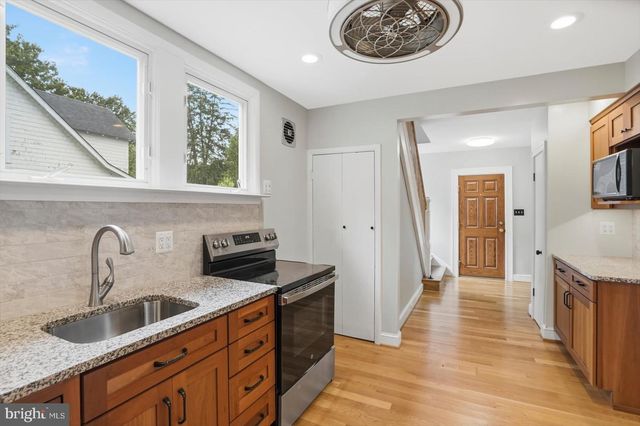24 NORMAL TER, Baltimore, MD 21286