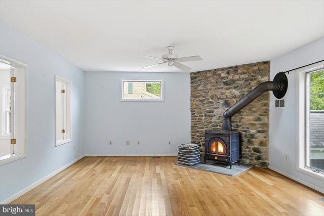 24 NORMAL TER, Baltimore, MD 21286
