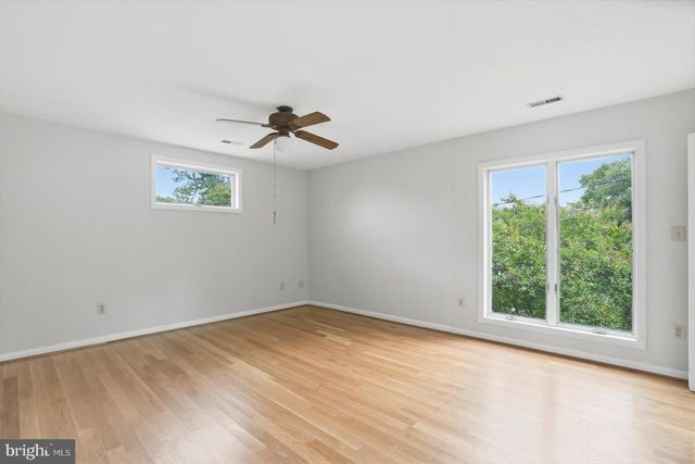 24 NORMAL TER, Baltimore, MD 21286