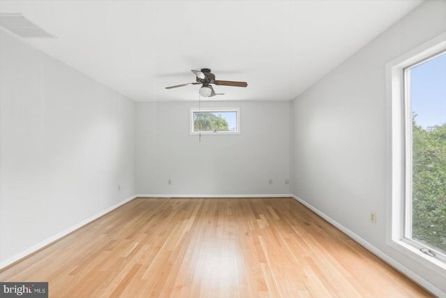 24 NORMAL TER, Baltimore, MD 21286