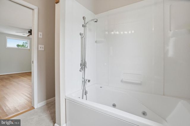 24 NORMAL TER, Baltimore, MD 21286